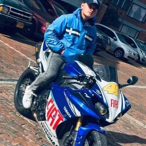 Meet your Posher, Felipe